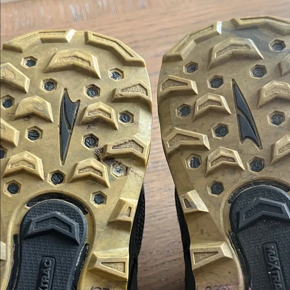 Altra Lone Peak 4.5 Grey Trail Running Shoes Men’s Size 9 - Picture 8 of 10